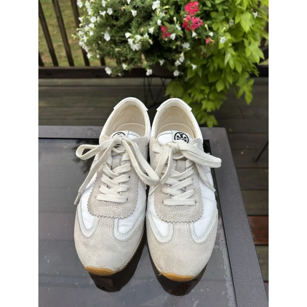 $238 Tory Burch  Hank White /Beige Sneakers Sz 7.5M